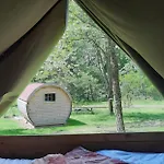 Ushuaia Villages Le Viaduc Camping Arlebosc