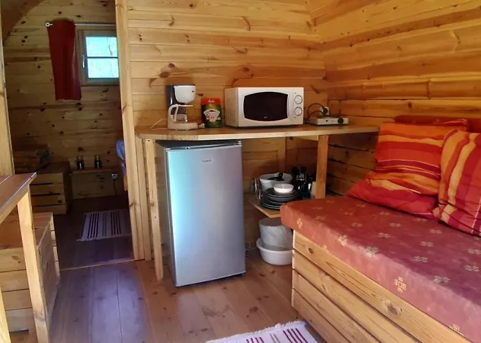 Camping Ushuaia Villages Le Viaduc 3* Arlebosc