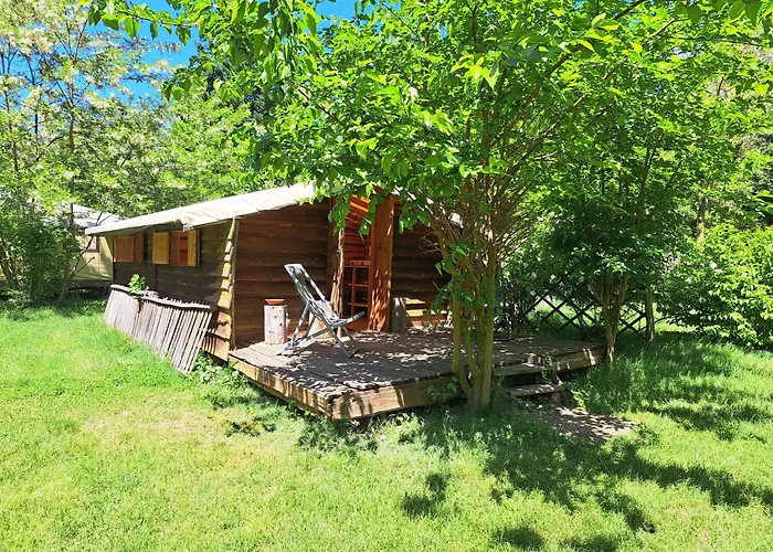 Campsite Camping Ushuaia Villages Le Viaduc