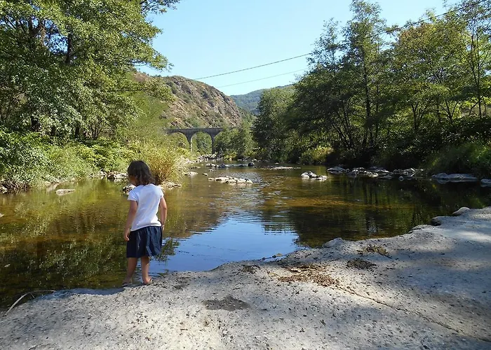 Camping Ushuaia Villages Le Viaduc Campsite 3*