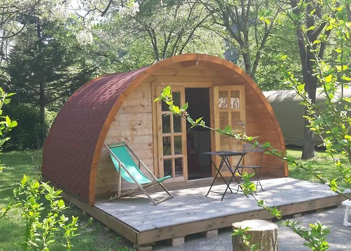 Camping Ushuaia Villages Le Viaduc 3* Arlebosc