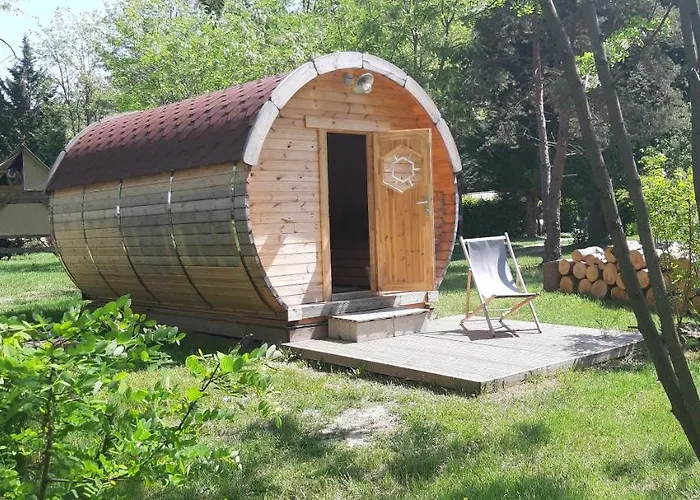 Camping Ushuaia Villages Le Viaduc Campsite Arlebosc