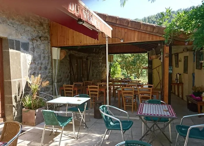 Camping Ushuaia Villages Le Viaduc Campsite 3*