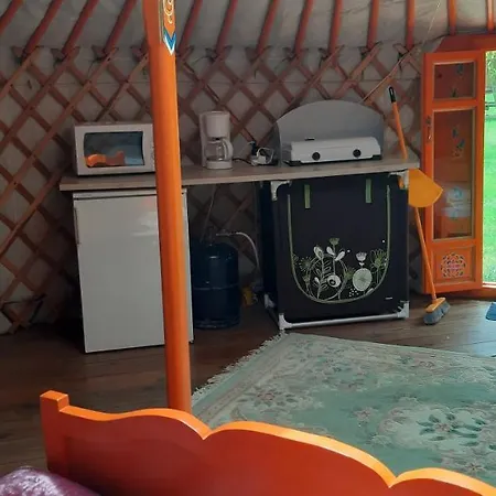 Camping Ushuaia Villages Le Viaduc Кемпинг Arlebosc